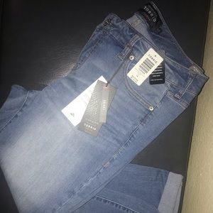 NWT Torrid skinny cropped Jeans (denim with Lycra)
